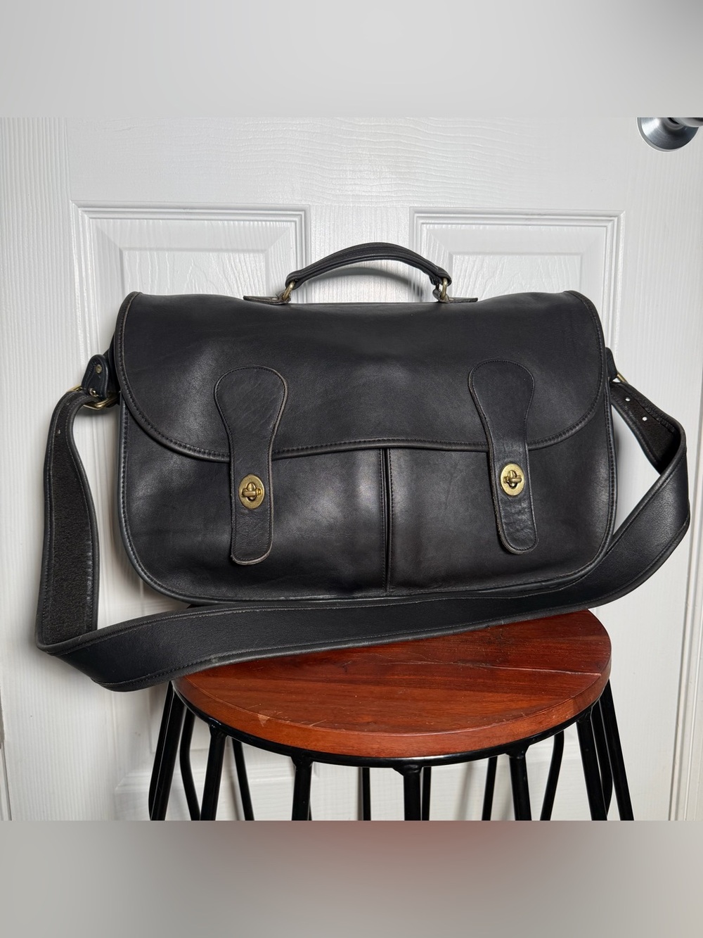 90s Coach Carrier Bag Black Full Grain Leather Made USA Crossbody Briefcase 9800